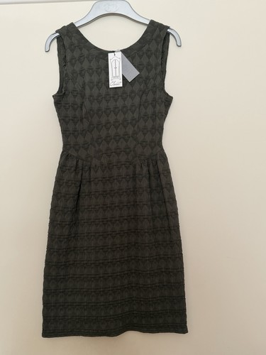 Ladies dress closet - by,